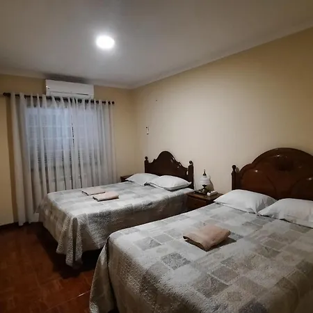 לינה וארוחת בוקר Casa De Vilarinho ארוקה