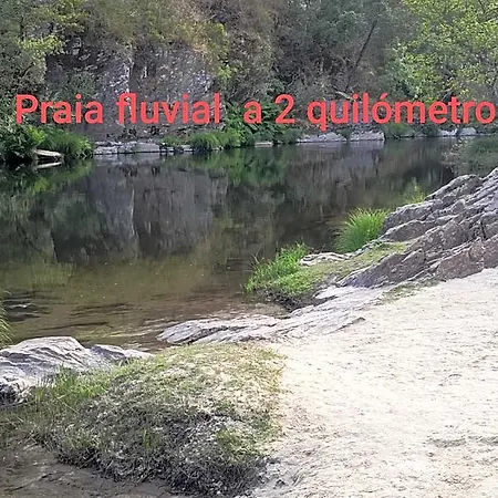 Alojamento de Acomodação e Pequeno-almoço Casa De Vilarinho